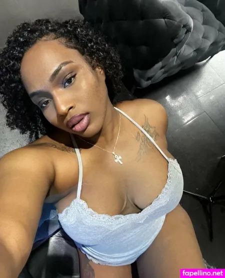 Fineassbina OnlyFans Thumbnail #SDOHaEAYR0