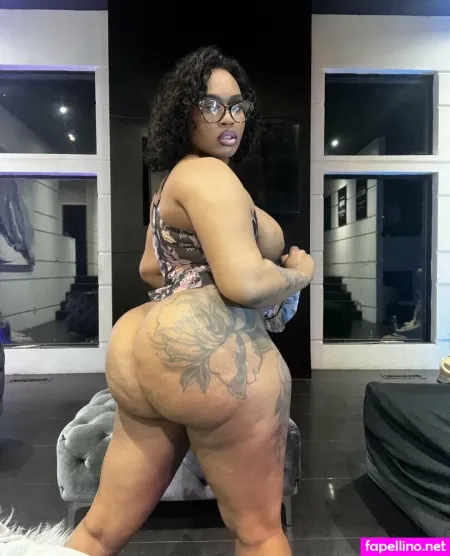 Fineassbina OnlyFans Thumbnail #wE7UJSA8Cn