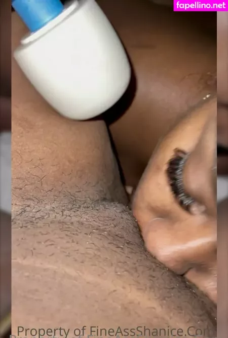 Fineassshanice OnlyFans Thumbnail #TN0cKlBriK