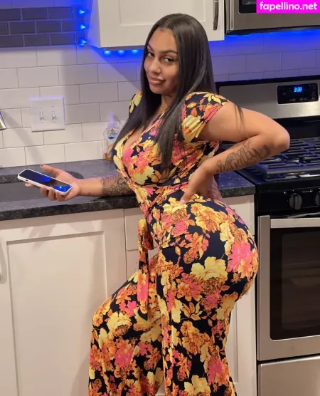 Fineassyonna OnlyFans Thumbnail #9b4qZmTNCY