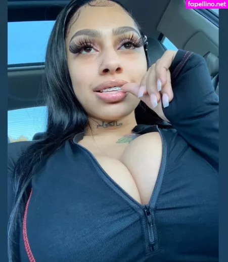 Fineassyonna OnlyFans Thumbnail #BEj0c2MXCx