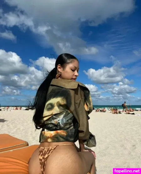 Finegalchas OnlyFans Thumbnail #kMLixxnyGp