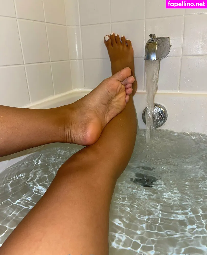 fineassneek, fineislandfeet Nude Leaked OnlyFans Photo #E9n4Fv6FY7