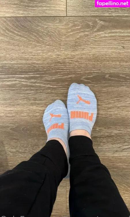 Fingers Toes Soles Free OnlyFans Thumbnail #6pKh0oD401