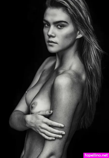 Finna Christensen OnlyFans Thumbnail #F9w0V7Bc2d