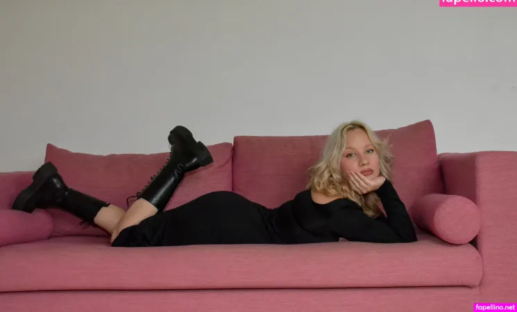 Finnish Girls OnlyFans Thumbnail #Lbn8xlD5Gw