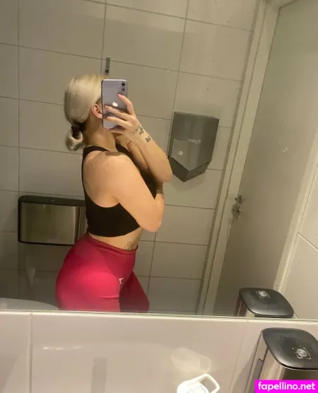Finnishfairyy OnlyFans Thumbnail #T1X24Nh5C3