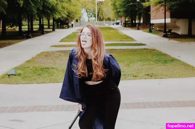 Fiona Cauley OnlyFans Thumbnail #9JiD3exyh9