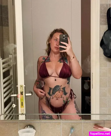 Fiona Georgina 1 OnlyFans Thumbnail #8dwz8j6kSI