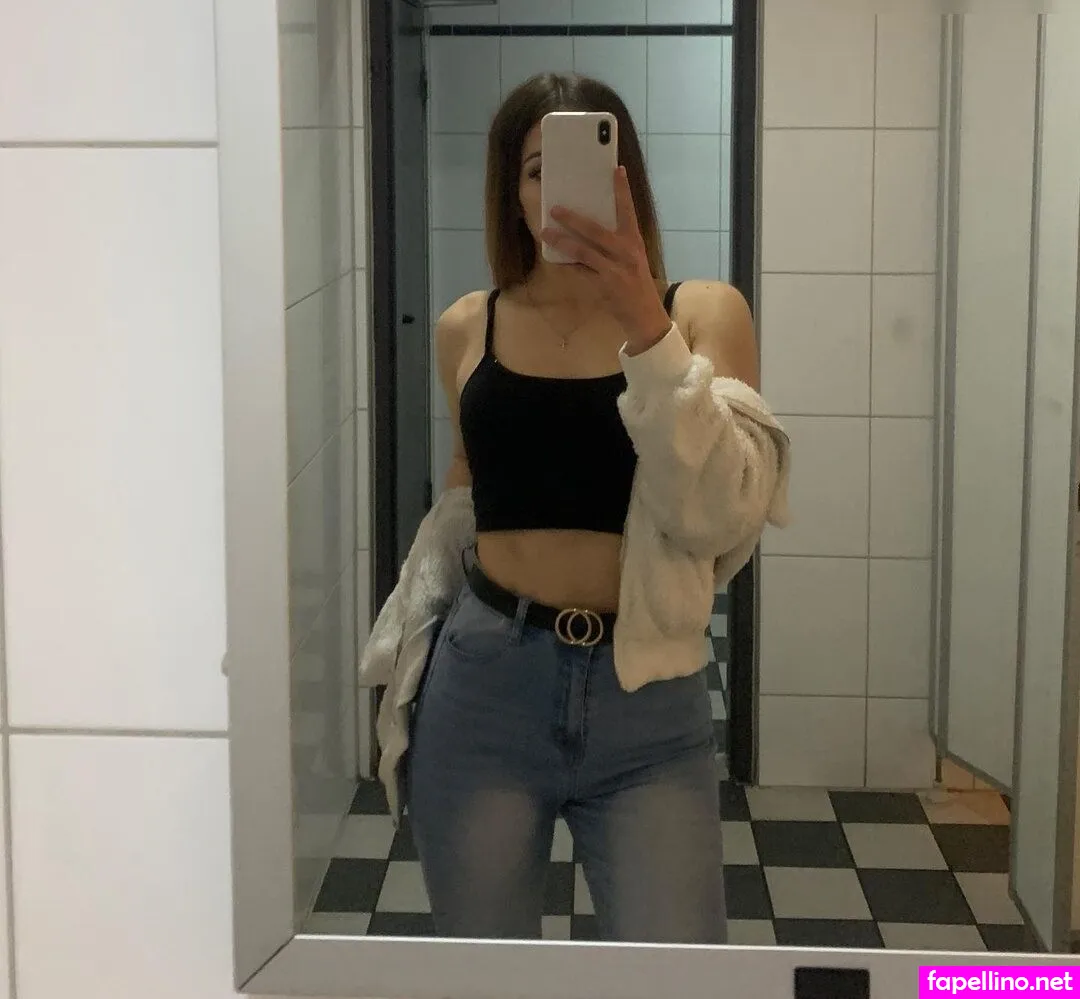 _fiona.rlt_ Nude Leaked OnlyFans Photo #7P3Nkd3B7N
