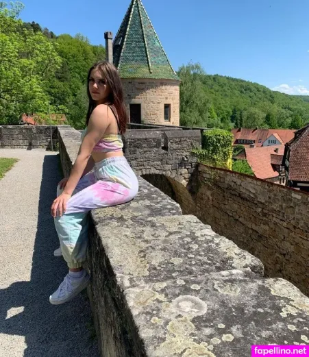 Fiona Rlt OnlyFans Thumbnail #KjNI0Ra3sQ