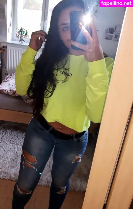 Fiona Schramm OnlyFans Thumbnail #EqBhhqQcmY