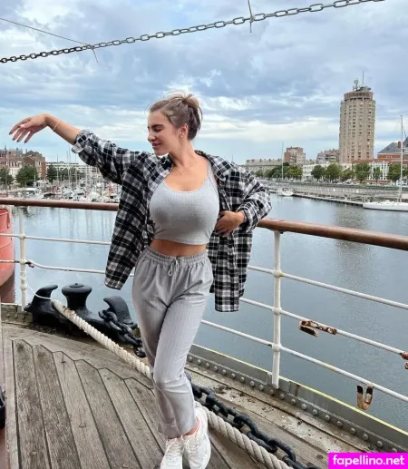 Fiona OnlyFans Thumbnail #L1PLaaAdYy