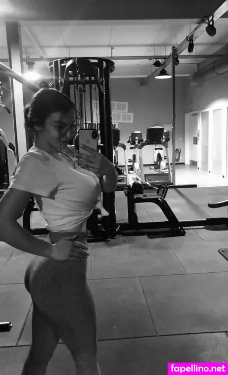 Fiona OnlyFans Thumbnail #qhx5WGrSHo