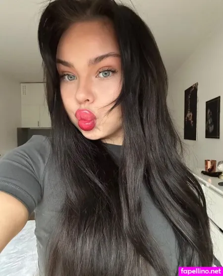 Fionachen OnlyFans Thumbnail #Fq7i20A7tO