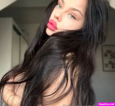 Fionachen OnlyFans Thumbnail #pYRBXjJLC6