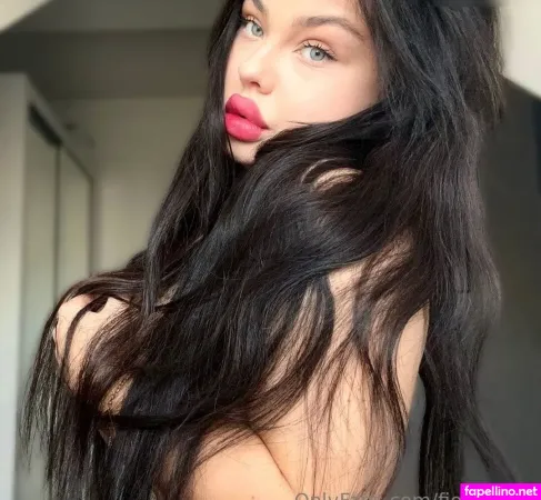 Fionachen OnlyFans Thumbnail #t00SRr18Ao
