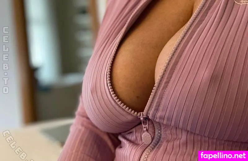 fiona_1fire, fiona_velvet_ Nude Leaked OnlyFans Photo #oLbsEWC2dA