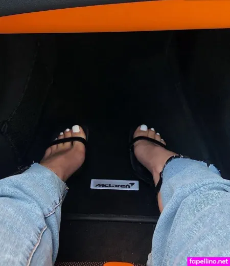 Fioonaax OnlyFans Thumbnail #oQ7ZFYSPo4