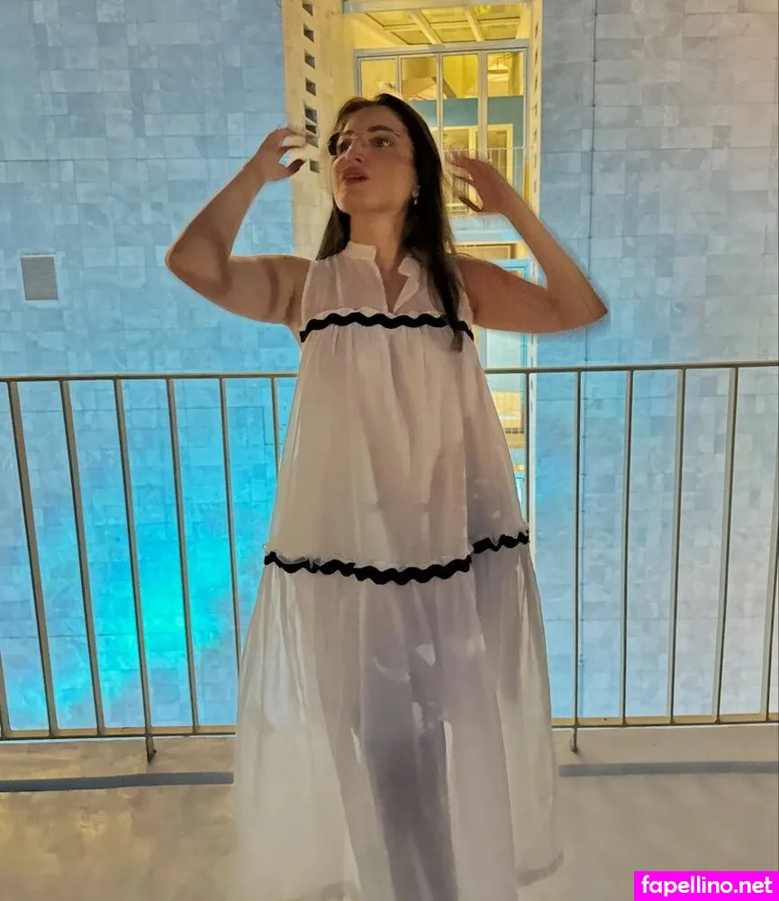 fioridardha Nude Leaked OnlyFans Photo #9VPXTyble2