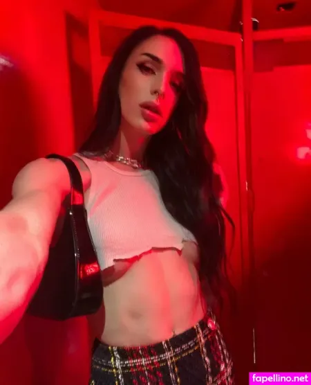 Fire Gal OnlyFans Thumbnail #GtdObswq2V