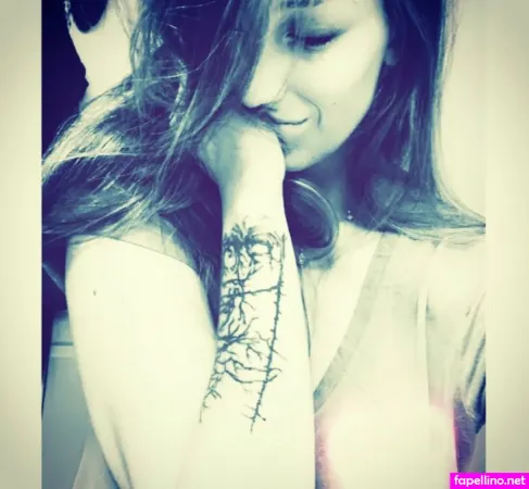 Firefly7723 OnlyFans Thumbnail #FC4AxILoUn