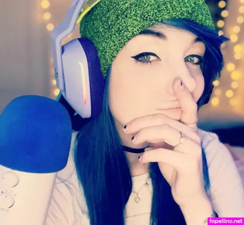 Firefly7723 OnlyFans Thumbnail #dLR1jnOBNR