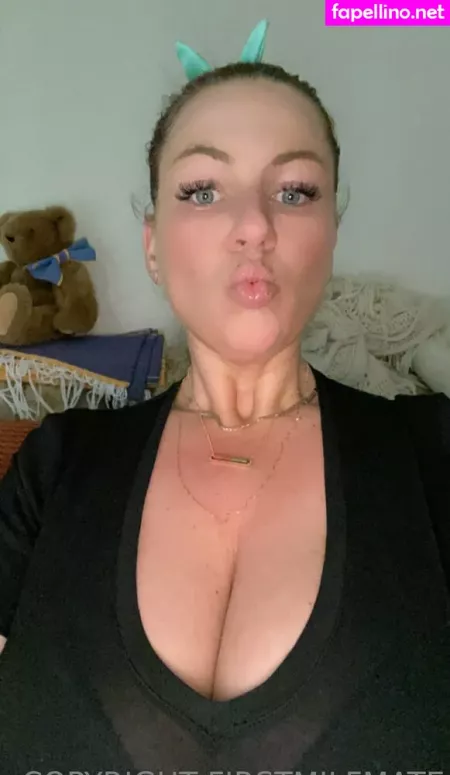 Firstmilfmate OnlyFans Thumbnail #doBAGtjNif