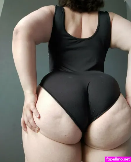 Fishnethousepet OnlyFans Thumbnail #2Y8itUyG9d