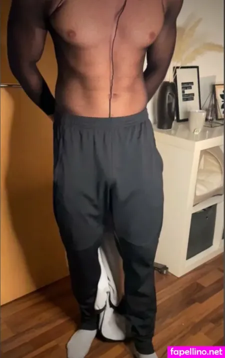 Fit Foot Friend OnlyFans Thumbnail #cgYI03DgxG