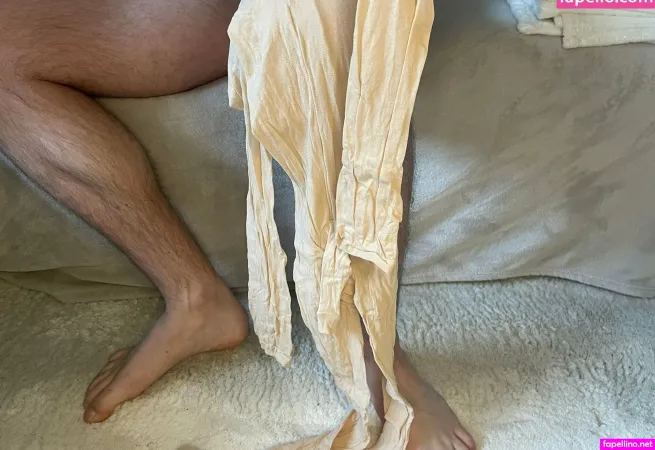 Fit Foot Friend OnlyFans Thumbnail #hVfQqCJWcw