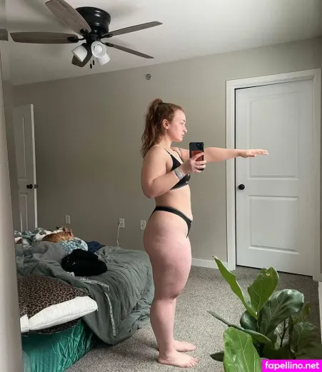 Fit W Schy OnlyFans Thumbnail #FoXsz6foFt