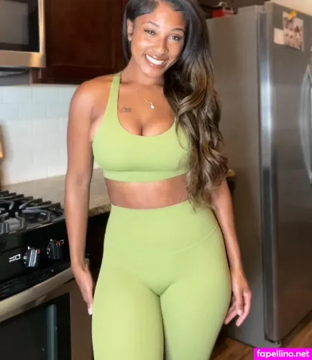 Fitgaragequeen OnlyFans Thumbnail #Xrj4FyO5Vo
