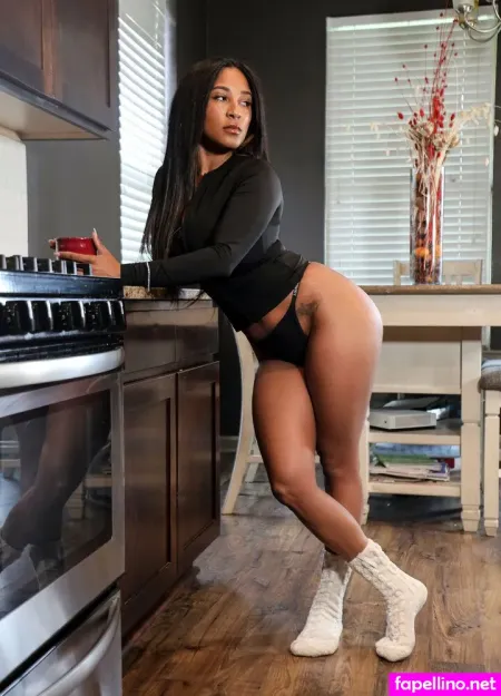 Fitgaragequeen OnlyFans Thumbnail #oZBYyQwiLa