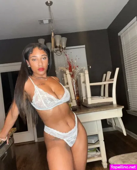 Fitgaragequeen OnlyFans Thumbnail #rHMl9M96M9