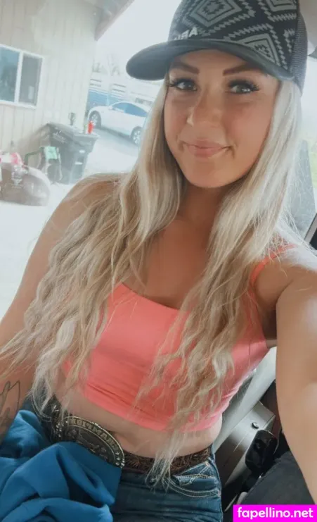 Fithorsechickfree OnlyFans Thumbnail #YkGSZpN4xS