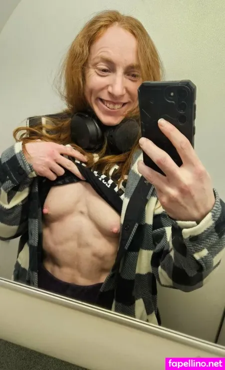 Fitlittleredhead OnlyFans Thumbnail #0tevxEq2x3