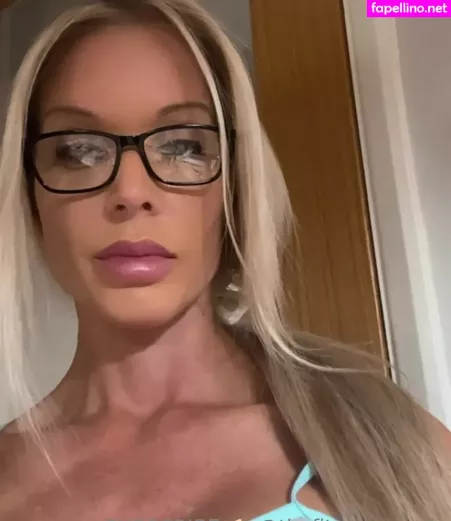 Fitmodelmum OnlyFans Thumbnail #v1NFVi0sPq