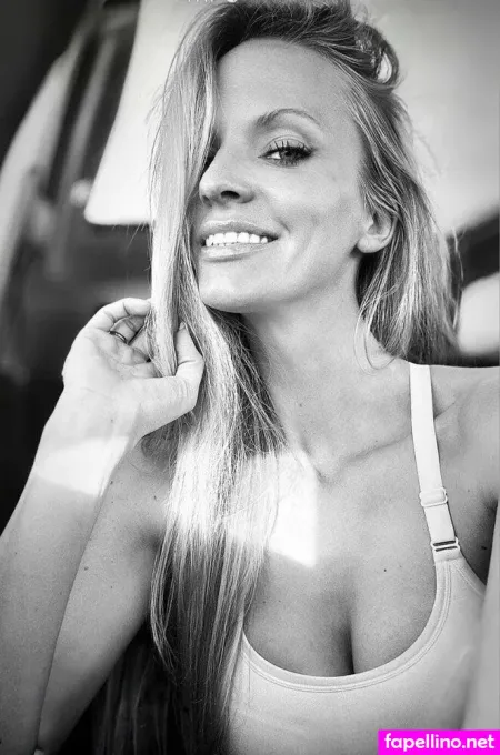 Fitmom39 OnlyFans Thumbnail #XedmJSsUzn