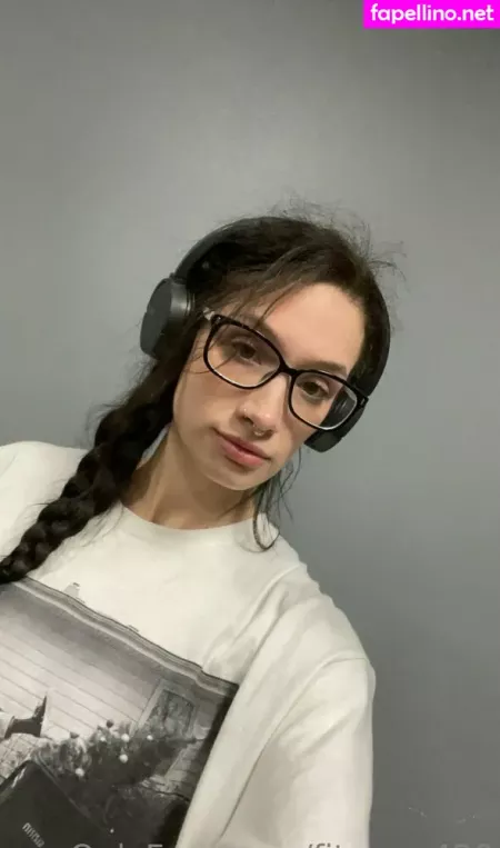 Fitmom420 OnlyFans Thumbnail #P5Zc9IpsBp