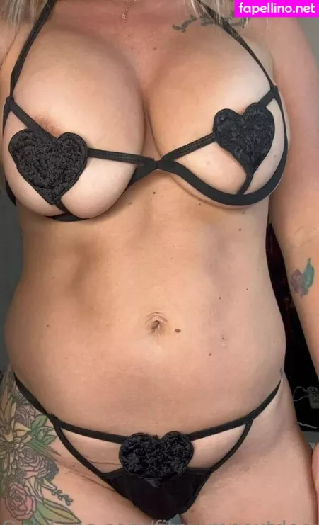 Fitmomnextdoor OnlyFans Thumbnail #9oUZWW2sQ9
