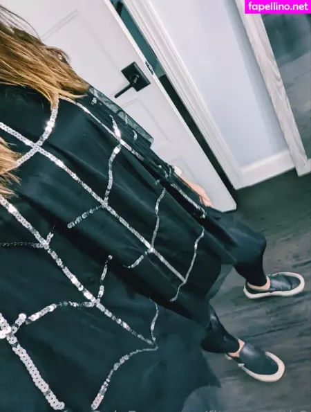 Fitmomwith3 OnlyFans Thumbnail #Bl1j00qte0