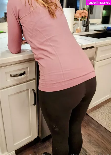 Fitmomwith3 OnlyFans Thumbnail #K5rjxnxVAJ