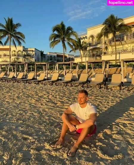 Fitshinfree OnlyFans Thumbnail #AekerBmFHD