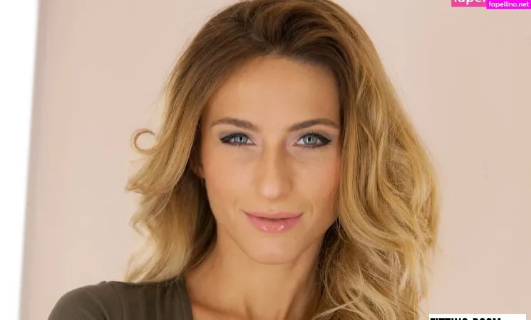 Fitting Room OnlyFans Thumbnail #EPIUK98Gps