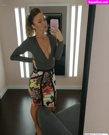 Fitting Room OnlyFans Thumbnail #VDHVPKAHfv