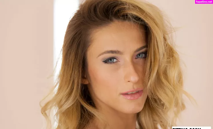 Fitting Room OnlyFans Thumbnail #j2Q6sikDaI