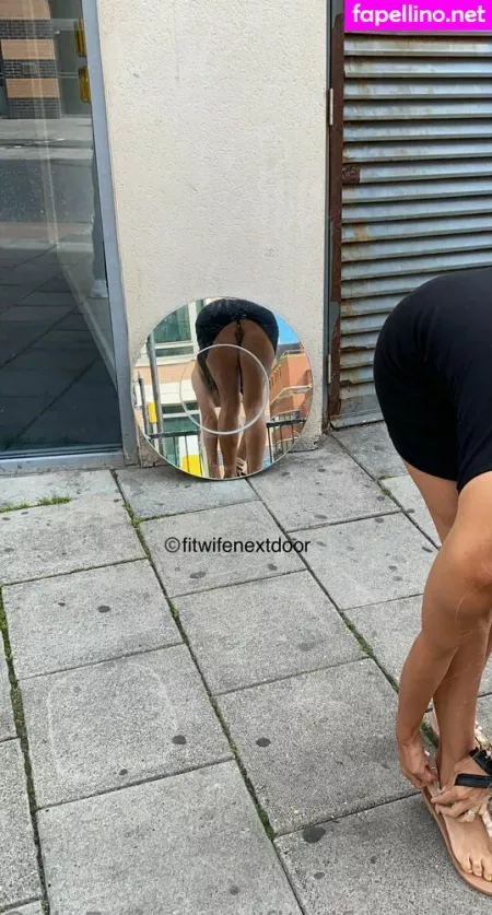 Fitwifenextdoor OnlyFans Thumbnail #4kdclRNKEz