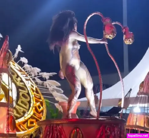 Flagras Carnaval OnlyFans Thumbnail #AHVVm8bswn