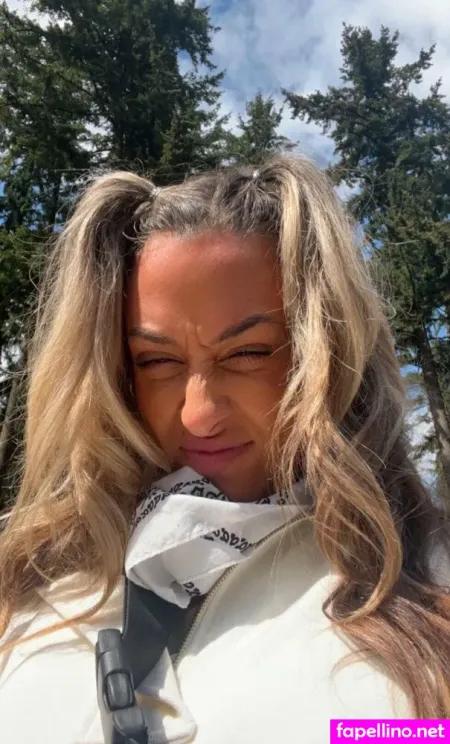 Flaminghoe123 OnlyFans Thumbnail #P86uB5F5dG